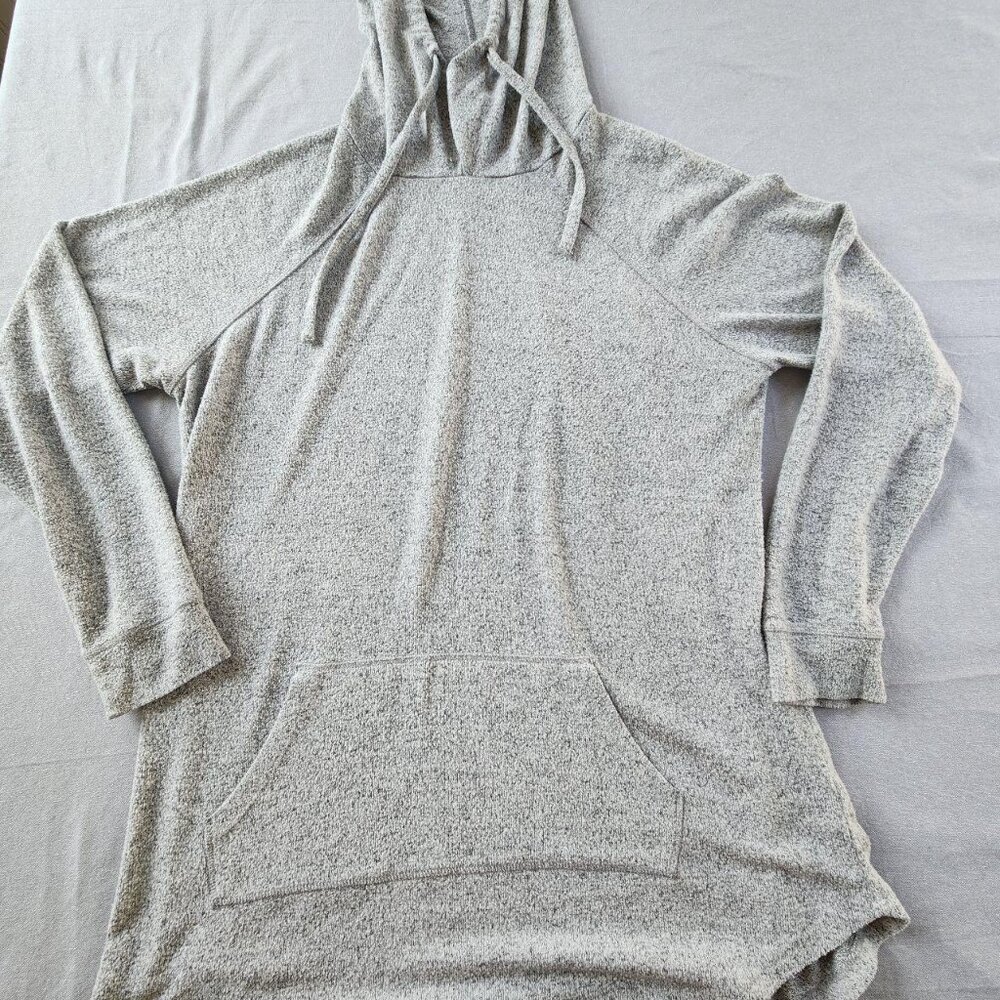 Torrid Grey Hooded Sweatshirt (Size 1)